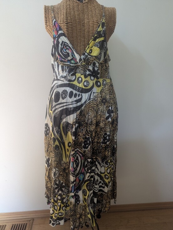 Jams World Dresses & Skirts - Jams World Multi-Color Floral Swirl Halter Sundress M